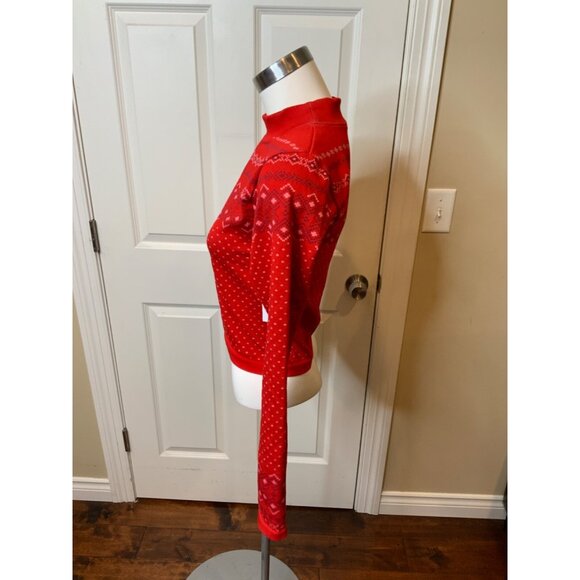 Fabletics Red Snowflake Cloud Mock Neck Long Sleeve Dacquart Top Size L, NWT! - Picture 3 of 5